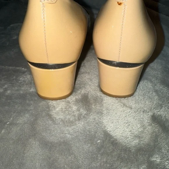 CALVIN KLEIN Women's Beige Heels - Picture 8 of 8